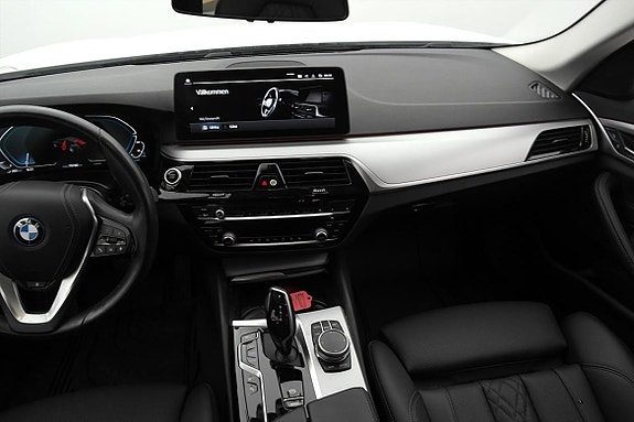 BMW 530e 7 of 28