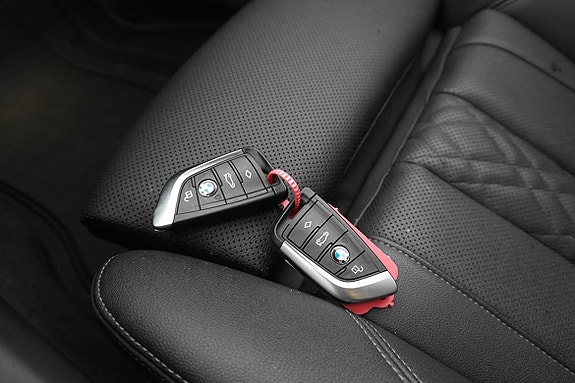 BMW 530e 14 of 28
