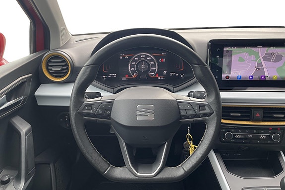 Seat Arona 18 of 25