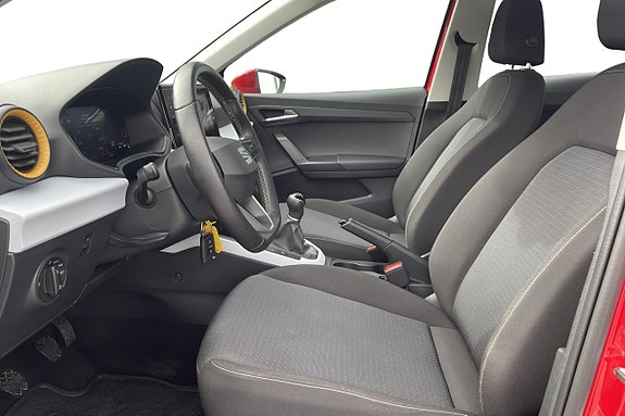 Seat Arona 13 of 25