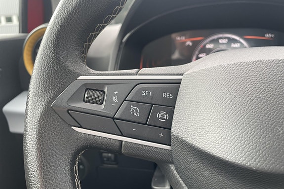 Seat Arona 19 of 25