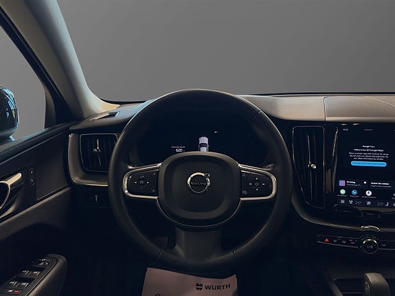 Volvo XC60 10 of 11