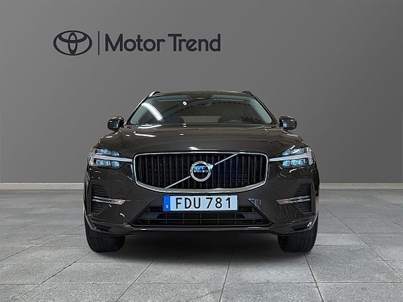 Volvo XC60 5 of 11