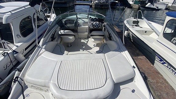 Monterey 214 FSC 2008 Volvo Penta 4,3 GXI 2008 11 of 19