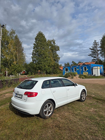 Audi A3 3 of 12