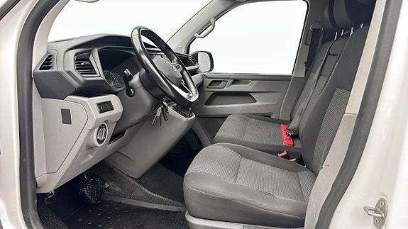 Volkswagen Transporter 9 of 12