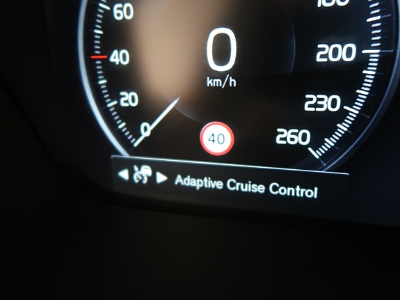 Volvo V60 24 of 30