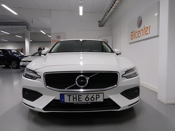 Volvo V60 10 of 30