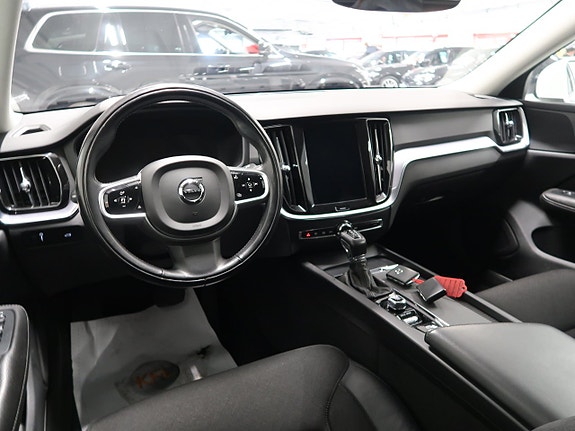 Volvo V60 18 of 30