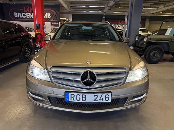 Mercedes-Benz C180 4 of 25