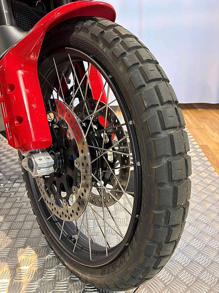 Ducati DESERTX 11 of 14