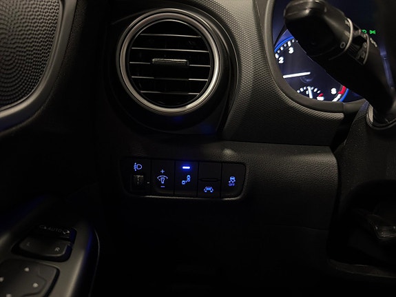Hyundai Kona 18 of 20