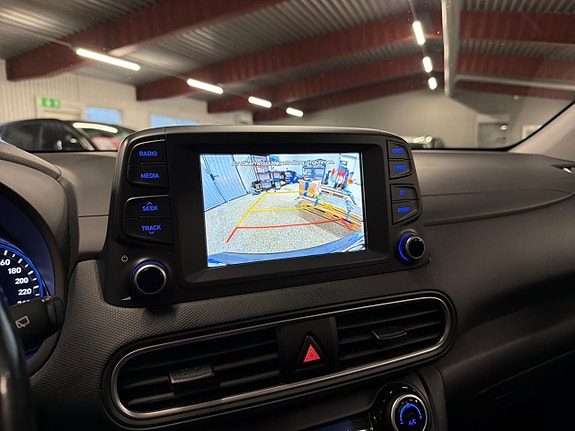 Hyundai Kona 14 of 20