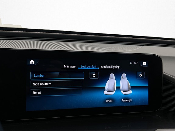 Mercedes-Benz EQC400 26 of 30