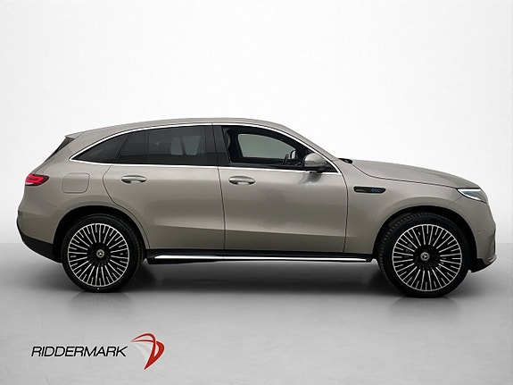 Mercedes-Benz EQC400 9 of 30