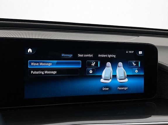 Mercedes-Benz EQC400 25 of 30