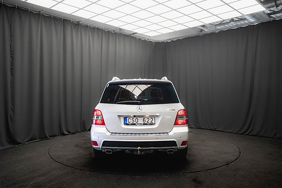 Mercedes-Benz GLK220 7 of 17