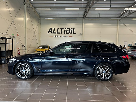 BMW 530e 4 of 30
