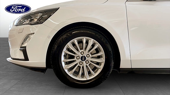 Ford Focus 9 of 9