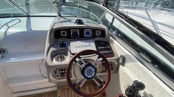 Chaparral 250 Signature 2008 Mercruiser 350 MPI Seacore -08 24 of 30