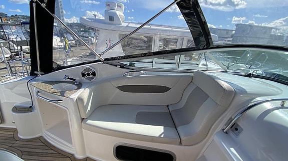 Chaparral 250 Signature 2008 Mercruiser 350 MPI Seacore -08 23 of 30