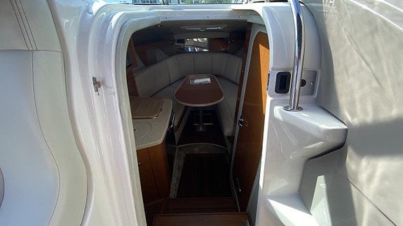 Chaparral 250 Signature 2008 Mercruiser 350 MPI Seacore -08 15 of 30