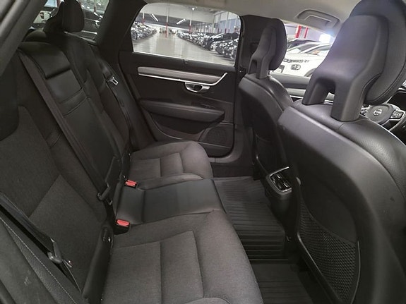 Volvo V90 5 of 10