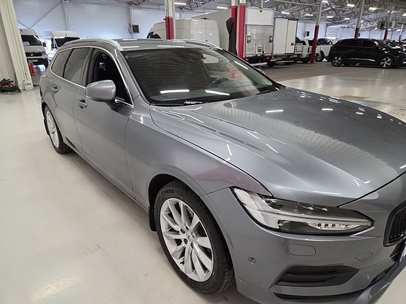 Volvo V90 3 of 10