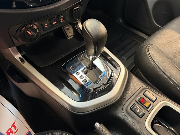 Nissan Navara 13 of 13