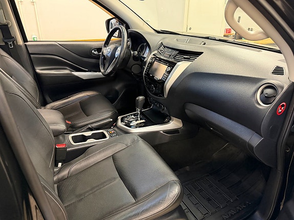 Nissan Navara 10 of 13