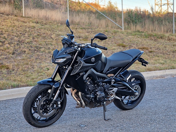 Yamaha MT-09 6 of 6
