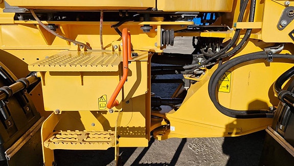 Volvo L60h Light Duty Steg 5 7 of 12