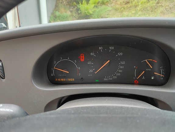 Saab 9-5 6 of 12