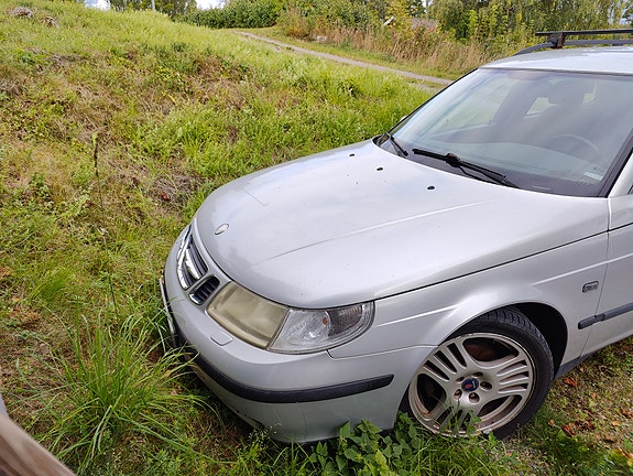 Saab 9-5 2 of 12