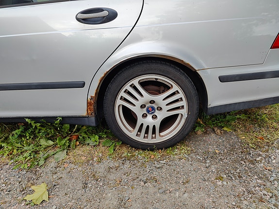 Saab 9-5 12 of 12