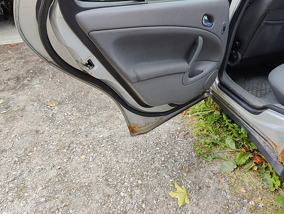 Saab 9-5 11 of 12