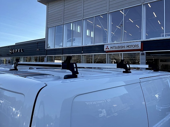 Ford Transit Custom 6 of 21
