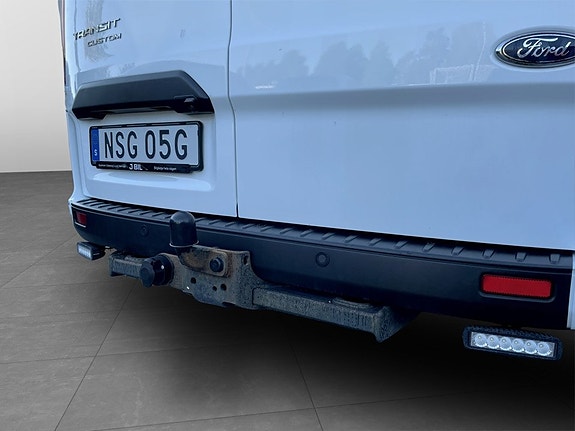 Ford Transit Custom 8 of 21
