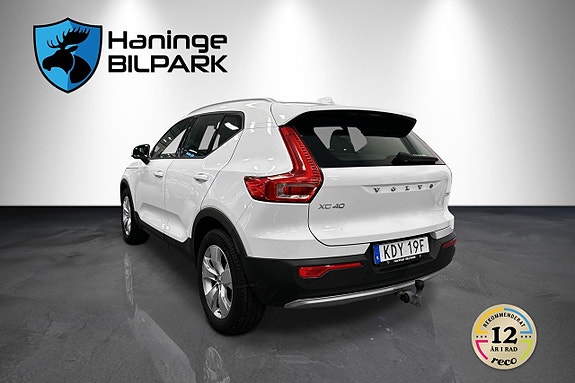 Volvo XC40 9 of 30