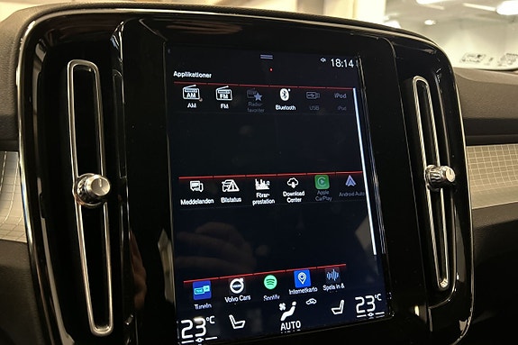 Volvo XC40 23 of 30
