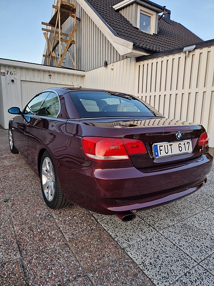 BMW 320i 5 of 14