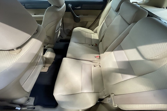 Honda CR-V 9 of 11