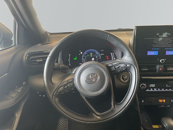 Toyota Yaris Cross 9 of 15