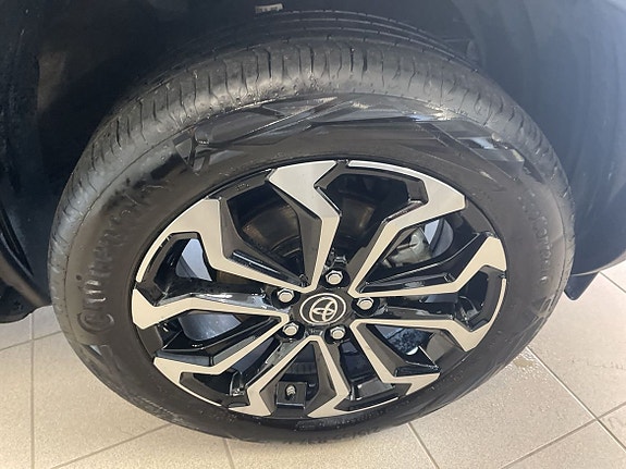 Toyota Yaris Cross 11 of 15