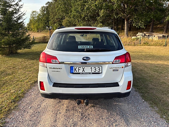 Subaru Outback 6 of 14