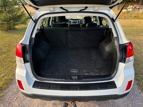 Subaru Outback 13 of 14