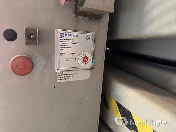 Saxlift SkyJack SJ-8841E 10 of 27