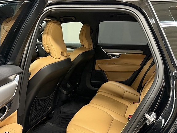Volvo V90 10 of 14