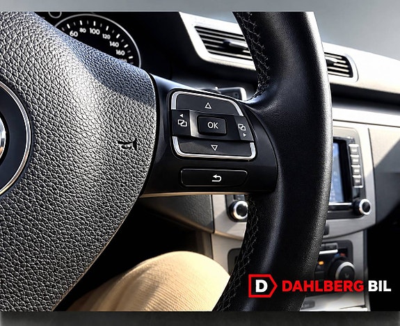 Volkswagen Passat 15 of 18