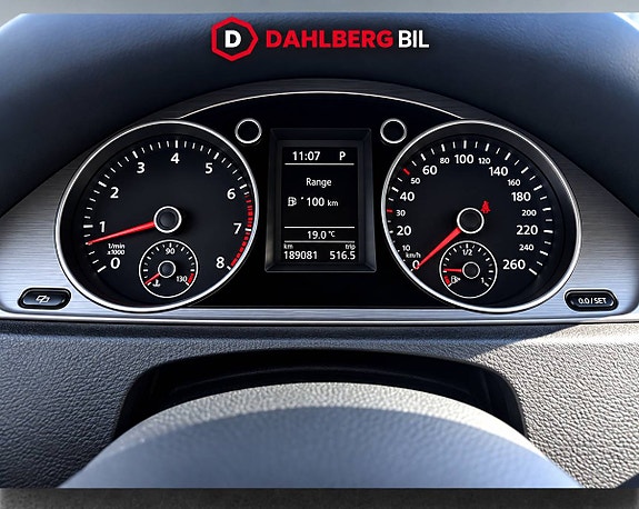 Volkswagen Passat 11 of 18